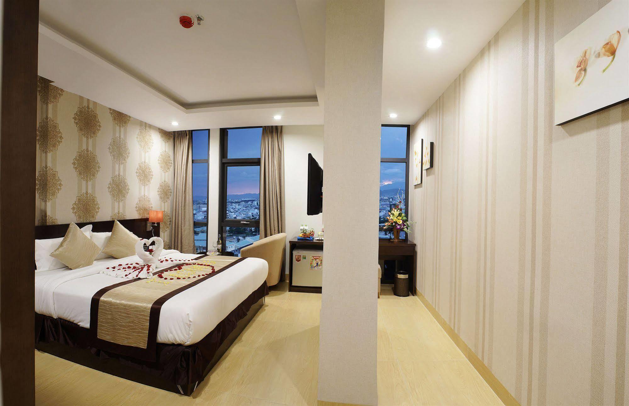 Bac Cuong Hotel Da Nang Zewnętrze zdjęcie
