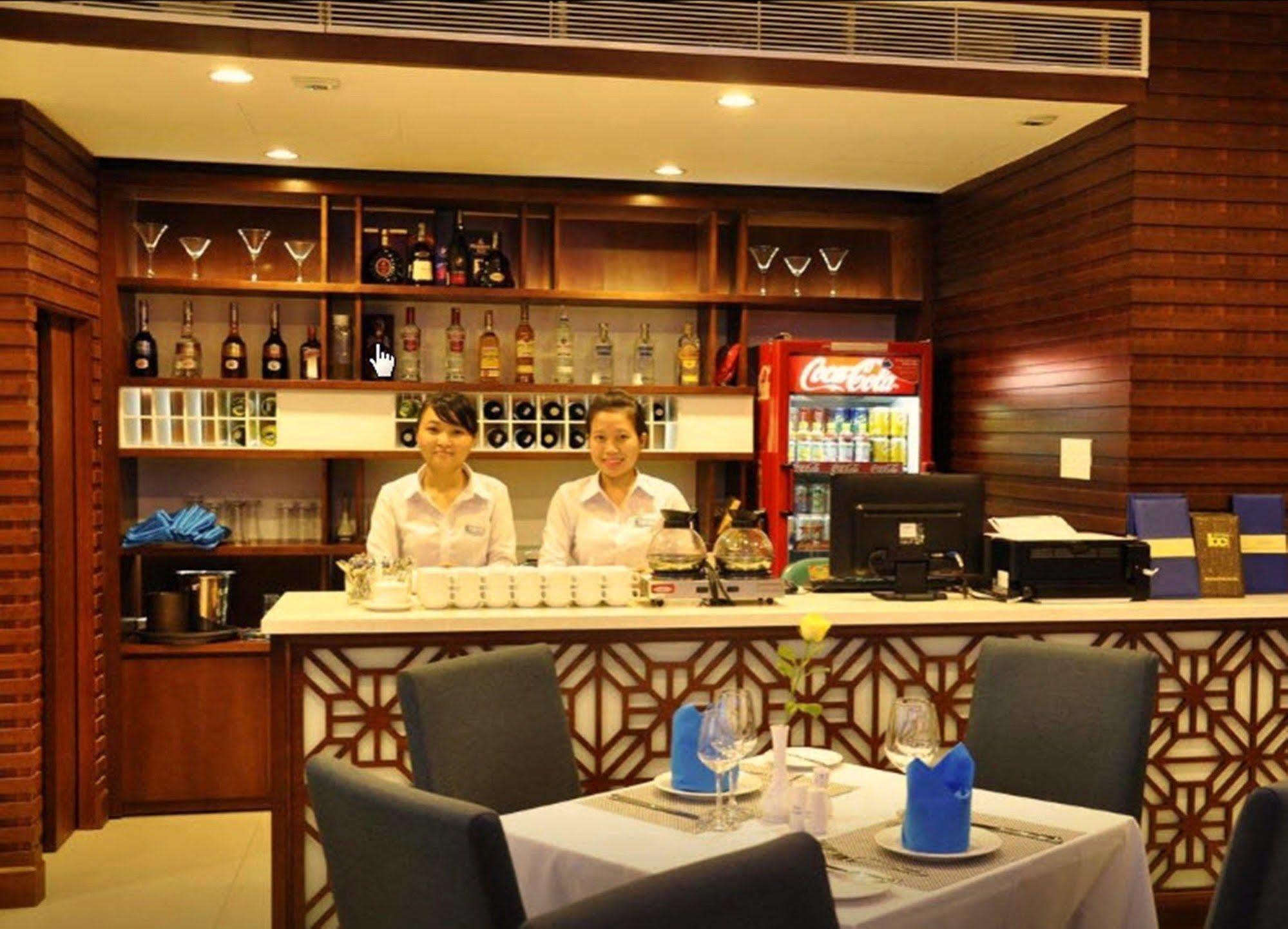Bac Cuong Hotel Da Nang Zewnętrze zdjęcie